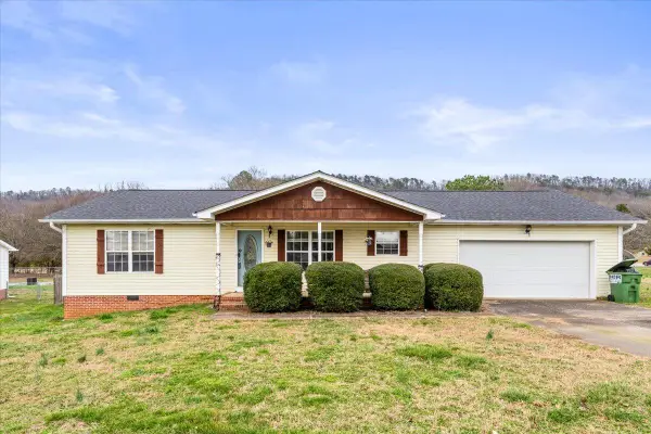 34 Boxer Lane, Rock Spring, GA 30739