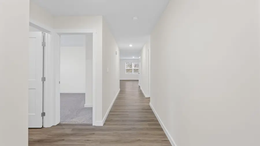 304 Crescent Circle, Niota, TN 37826 - Image #3