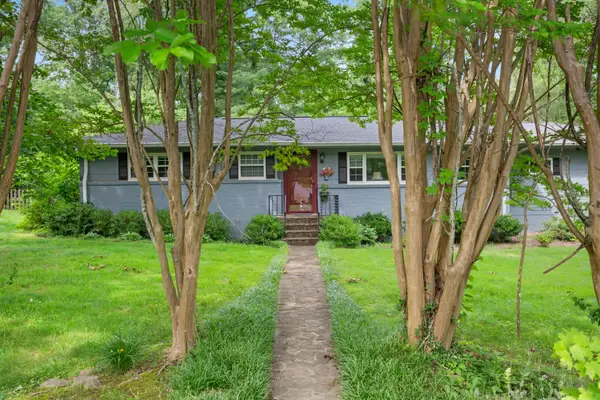 701 Danbury Drive, Signal Mountain, TN 37377
