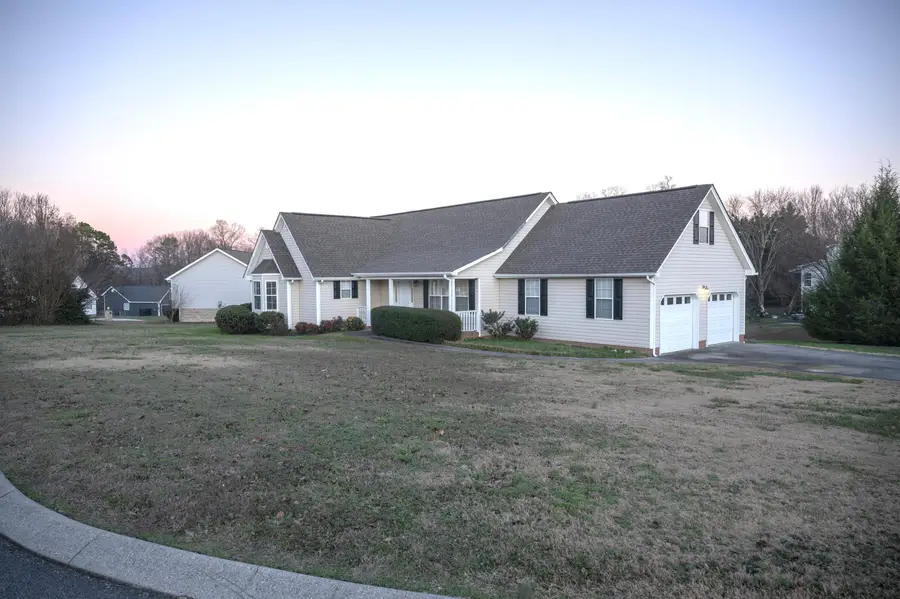 874 Spring Meadows Drive, Ringgold, GA 30736 - Image #2