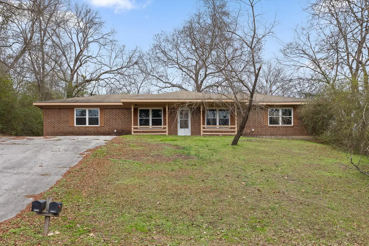 5041 Shoals Lane #5041/5043, Chattanooga, TN 37416 - Image #1