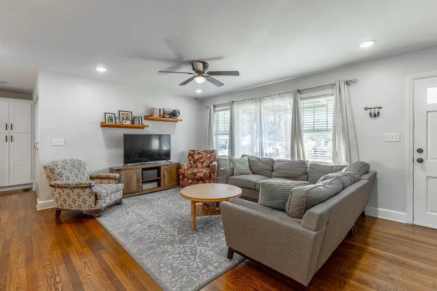 315 Vista Drive, Chattanooga, TN 37411 - Image #2