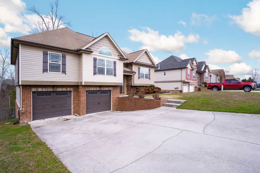 7329 Landlock Drive, Ooltewah, TN 37363 - Image #2