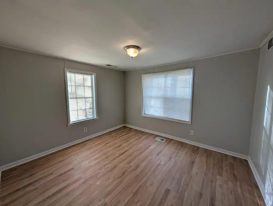 1676 Keeble Street, Chattanooga, TN 37412 - Image #3