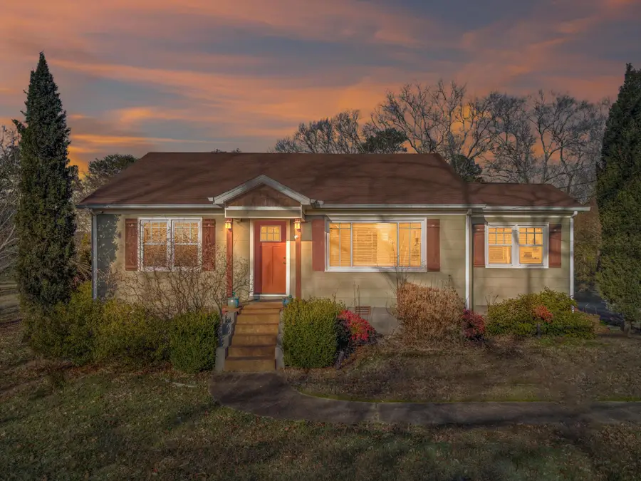 3913 Peach Road, Chattanooga, TN 37406 - #2