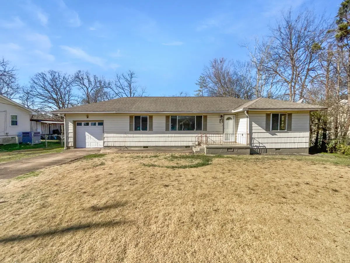 4 Shelby Street, Fort Oglethorpe, GA 30742 - Image #1