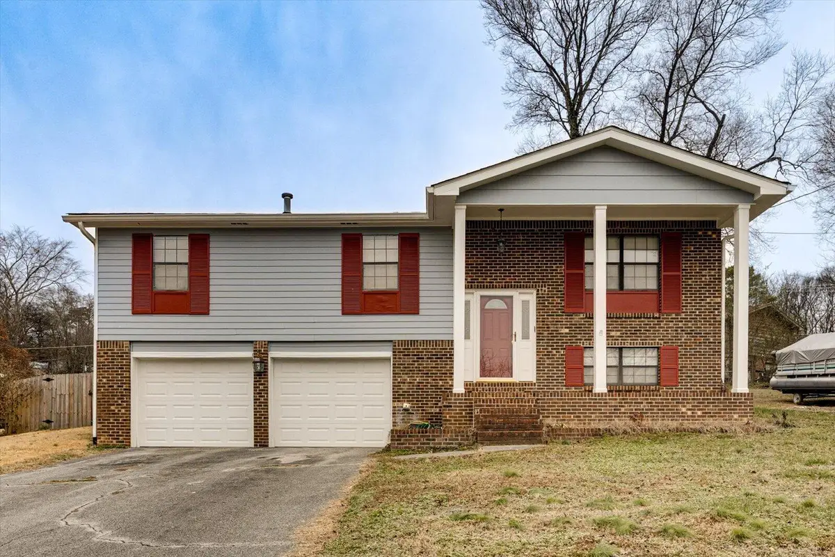 6905 Creeklands Lane, Hixson, TN 37343 - Image #1