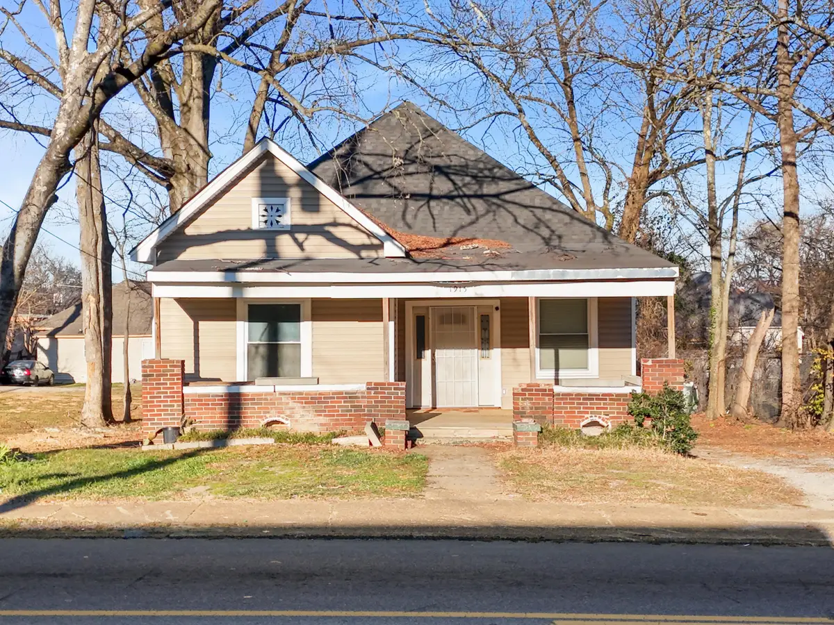 1915 Dodds Avenue, Chattanooga, TN 37404 - Image #1