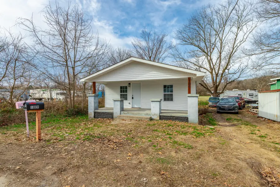 109 Donnelly Street, Rossville, GA 30741 - Image #2