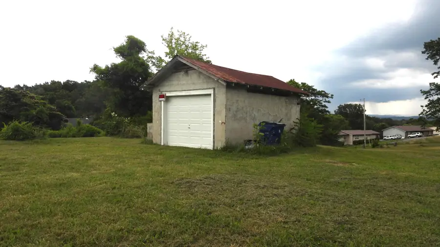 126 Summit Street, Rossville, GA 30741 - Image #2