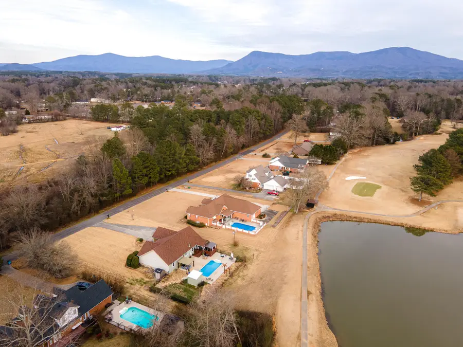 528 Magnolia Lane, Chatsworth, GA 30705 - Image #2