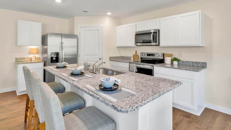 183 Evergreen Cir, Rossville, GA 30741 - Image #3