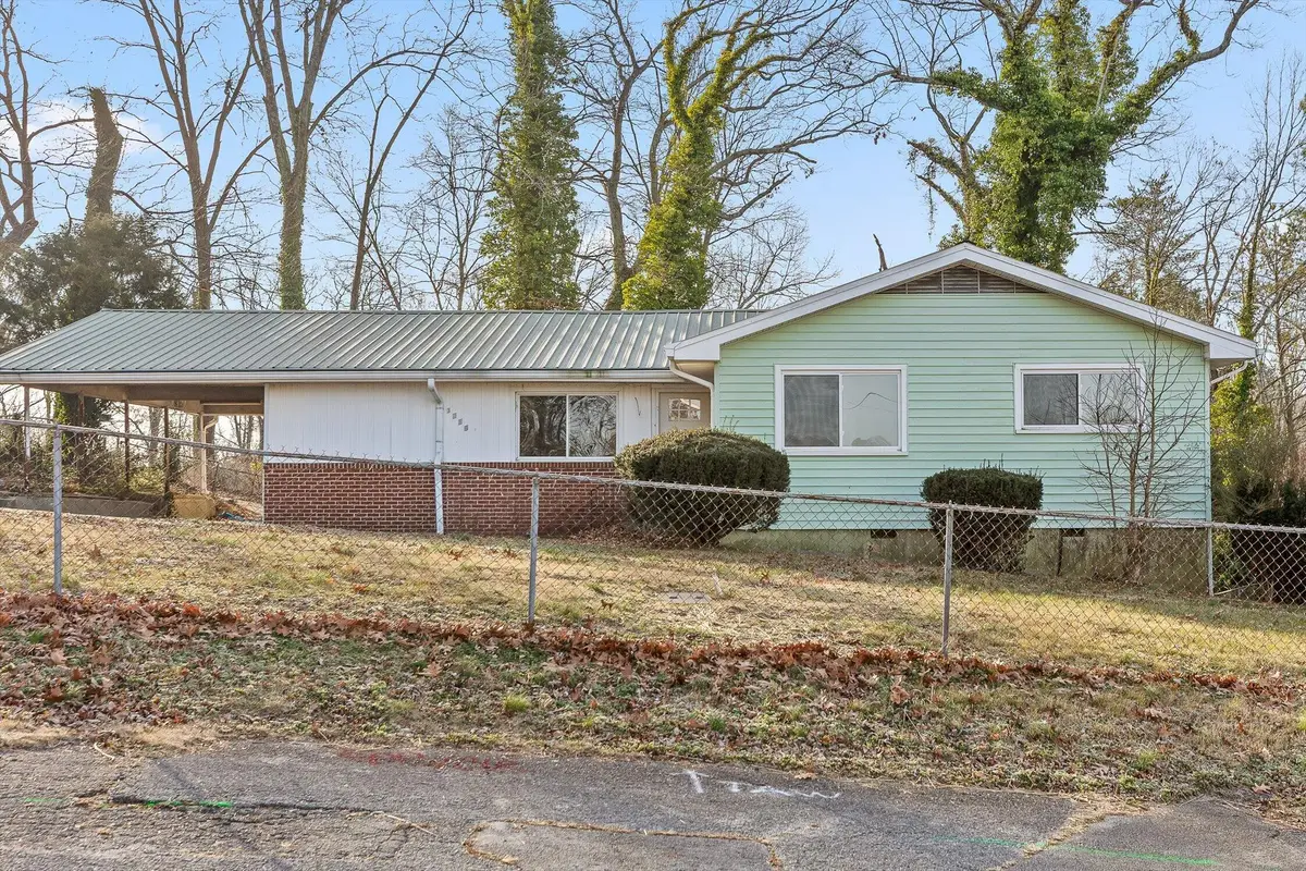 3706 Hemingway Drive, Chattanooga, TN 37406 - #1