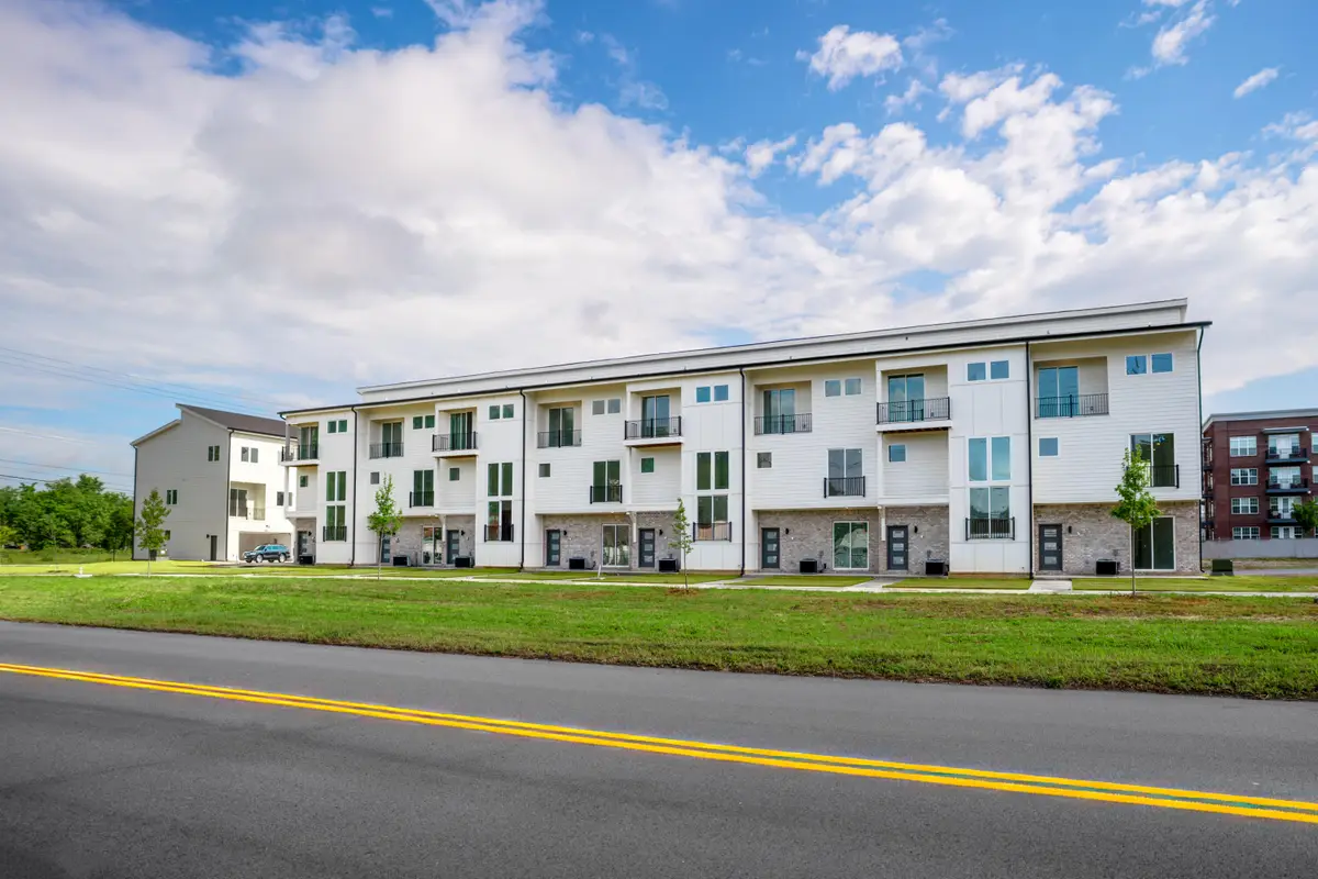 3311+ Aberdeen Row, Chattanooga, TN 37410 - Image #1