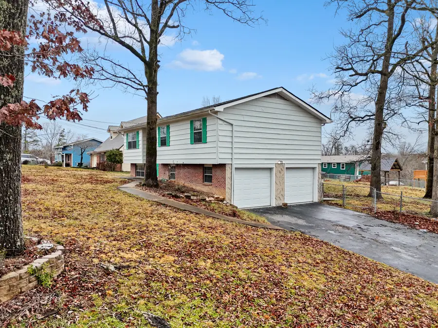 4102 Shady Oak Drive, Ooltewah, TN 37363 - #3