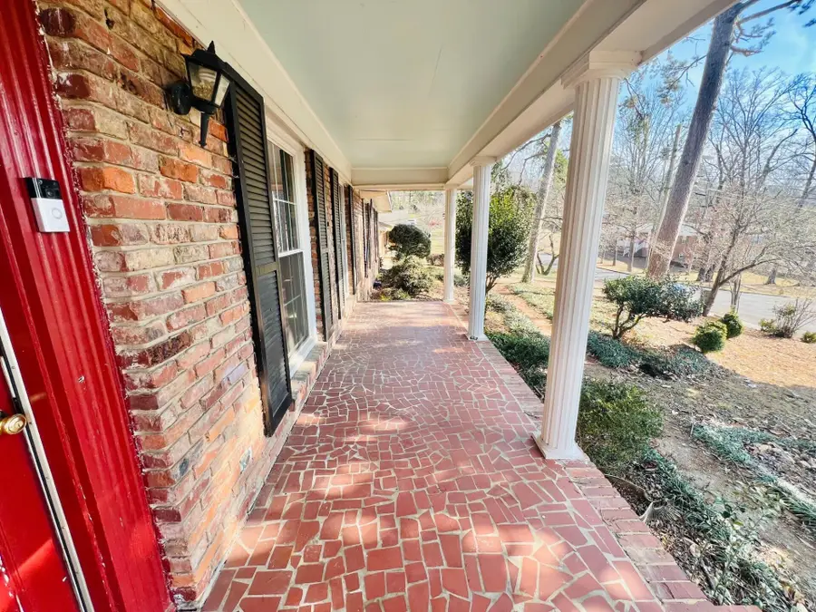 7031 Leslie Dell Lane, Chattanooga, TN 37421 - Image #3