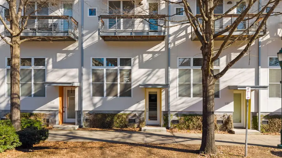 131 W 17th Street, Chattanooga, TN 37408 - #3