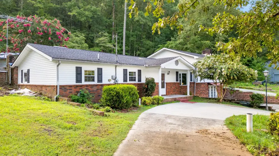 338 Martin Drive Nw, Cleveland, TN 37311 - Image #2