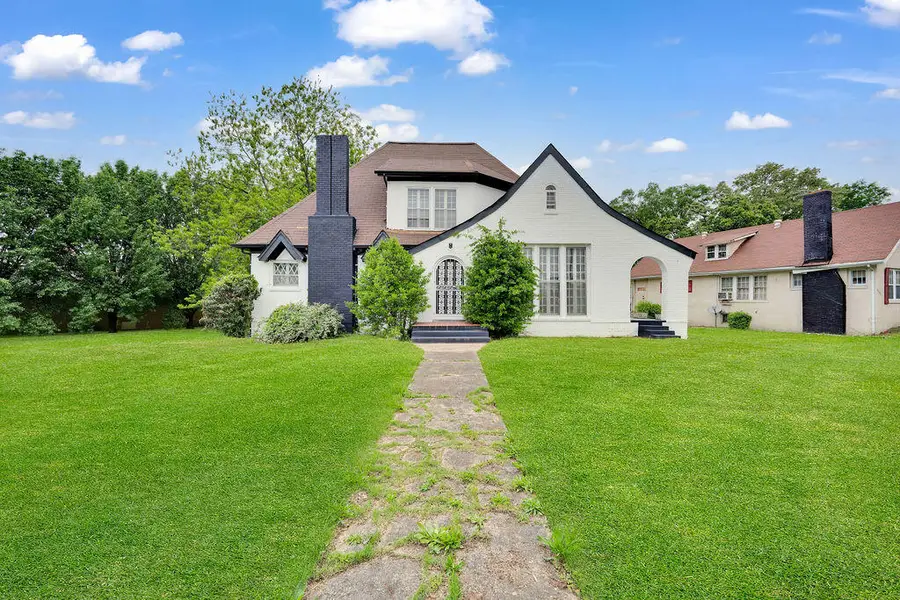 2325 E 03rd Street, Chattanooga, TN 37404 - #3