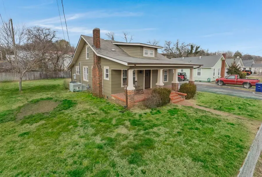 2109 Lyndon Avenue, Chattanooga, TN 37415 - #3