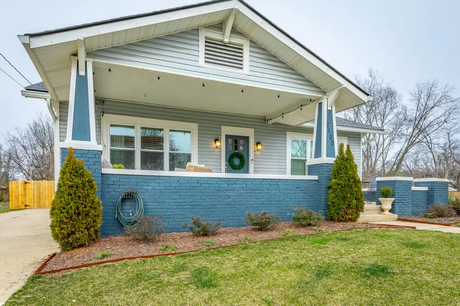 2105 E 12th Street, Chattanooga, TN 37404 - #3