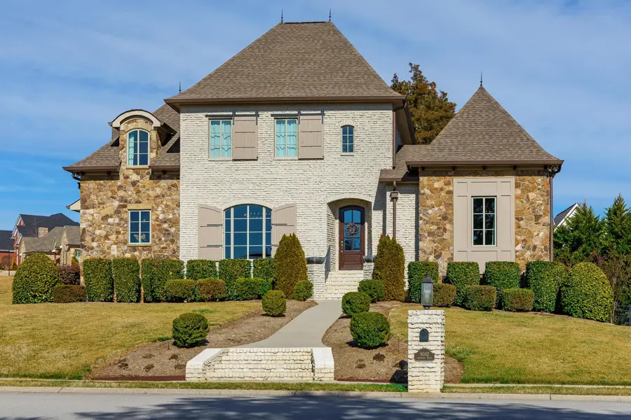 8002 Jonathan Drive, Ooltewah, TN 37363 - #2