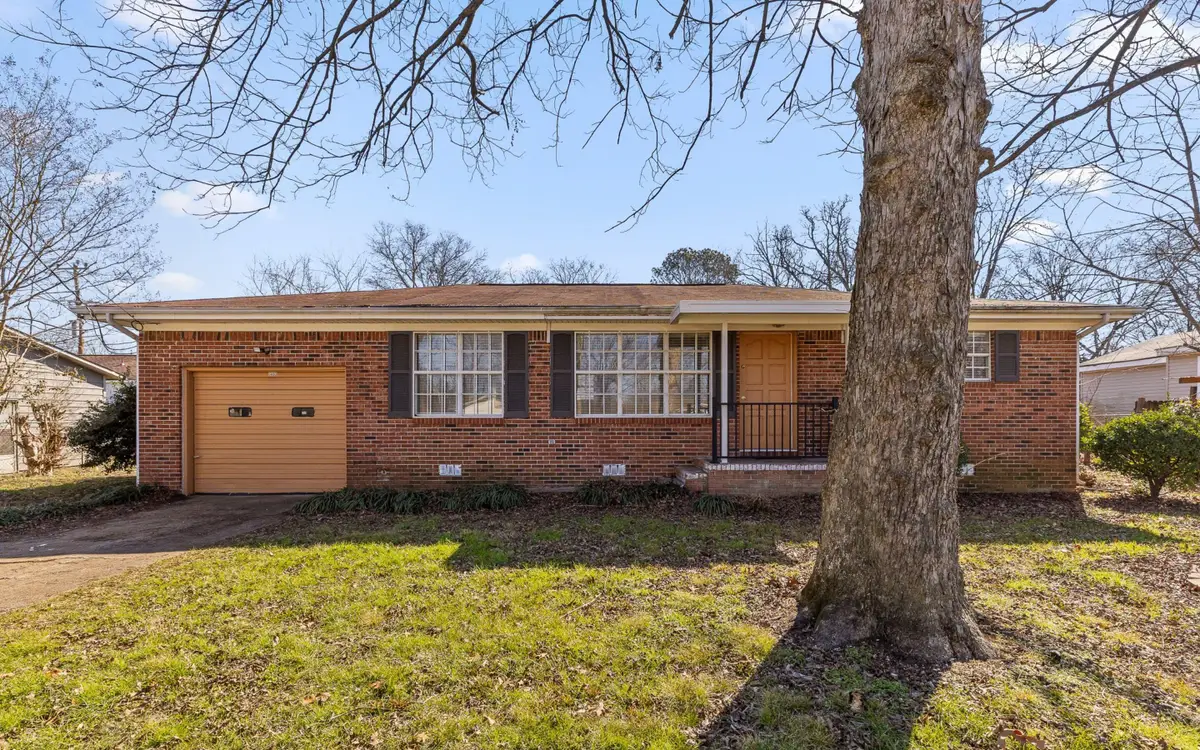 3402 3rd Avenue, Chattanooga, TN 37407 - #1