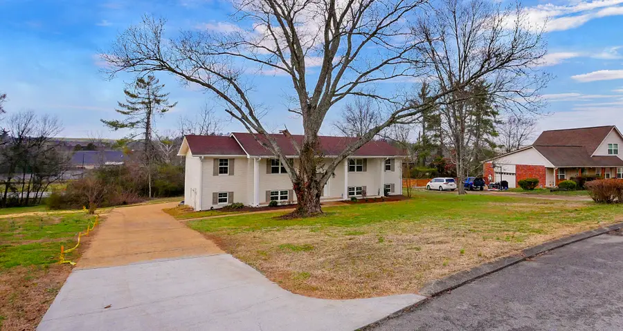 9512 Heathwood Drive, Ooltewah, TN 37363 - #3