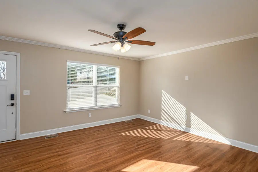 27 Berry Circle, Ringgold, GA 30736 - #2