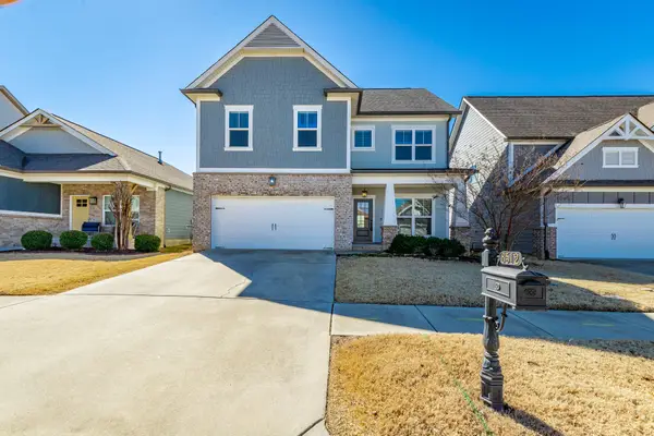 8512 Red Deer Lane, Ooltewah, TN 37363