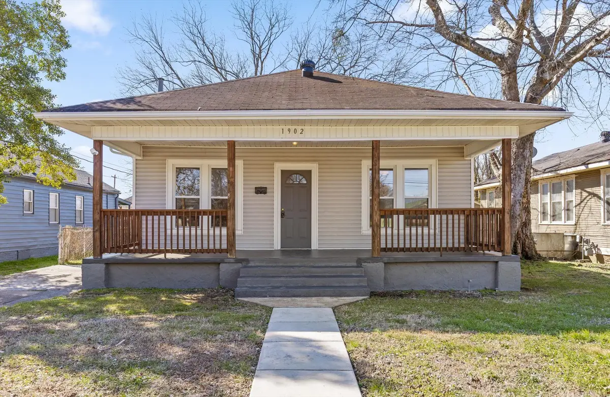 1902 E 12th Street, Chattanooga, TN 37404 - #1