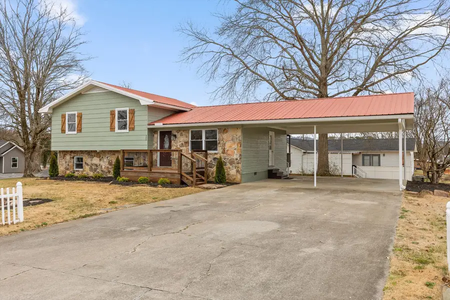 302 Locust Street, Englewood, TN 37329 - #2