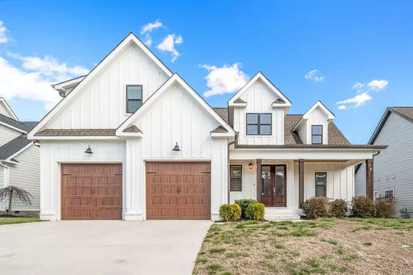 9133 White Ash Drive, Ooltewah, TN 37363