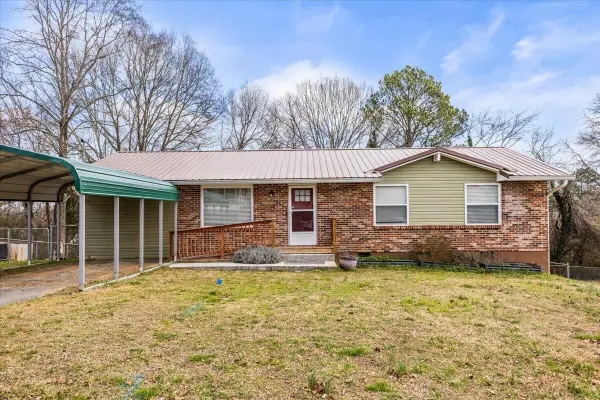 1306 Fernwood Drive, LaFayette, GA 30728