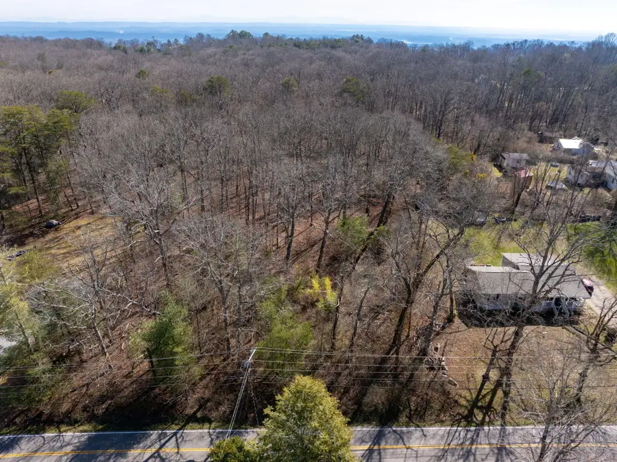 3412 Wilson Avenue, Signal Mountain, TN 37377 - #3