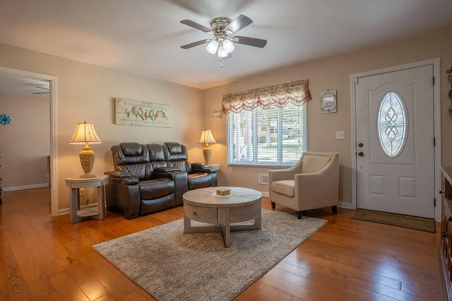 19 May Avenue, Trenton, GA 30752 - #3