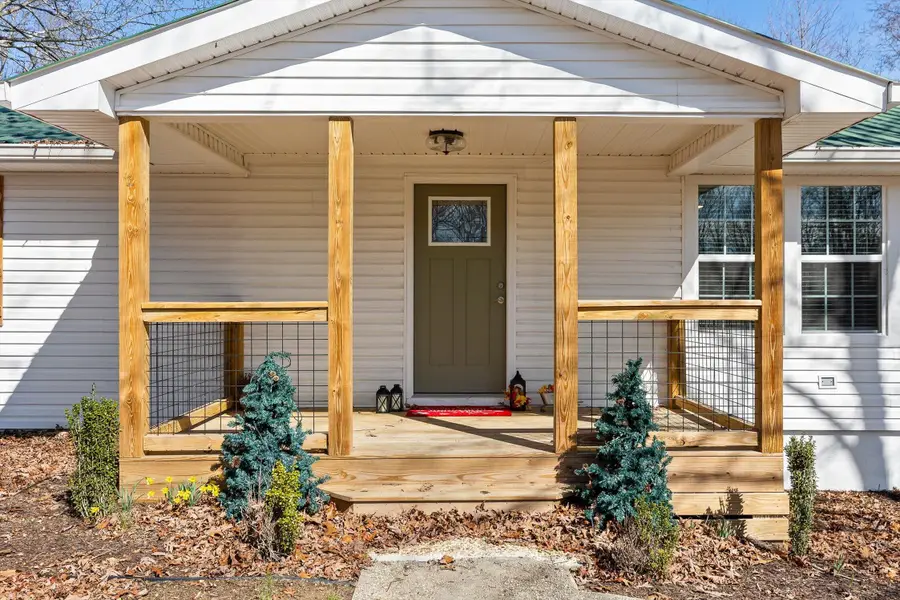 120 Dennis Road, Trenton, GA 30752 - #2