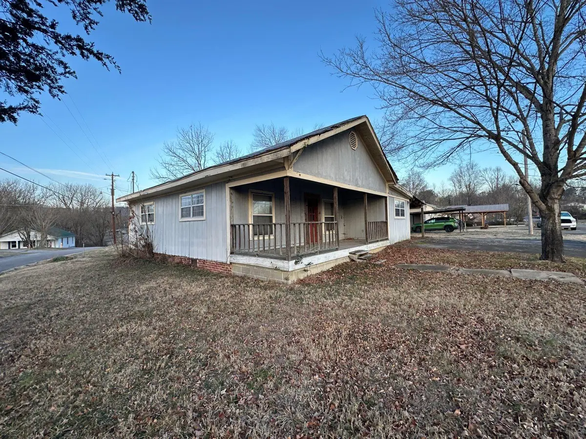 400 N Georgia Avenue, Etowah, TN 37331 - #1