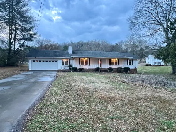 595 Avondale Drive, Rocky Face, GA 30740