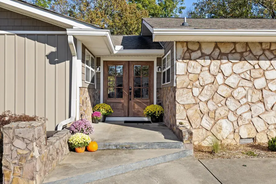 92 S Glade Road, Fort Oglethorpe, GA 30742 - #2