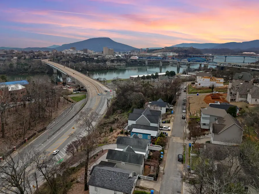212 Baker Street, Chattanooga, TN 37405 - #3