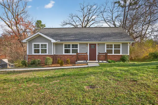 1306 Springview Drive, Chattanooga, TN 37421