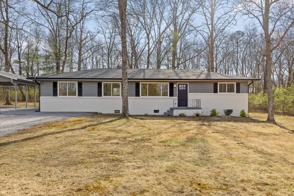 3911 Umbarger Lane, Signal Mountain, TN 37377