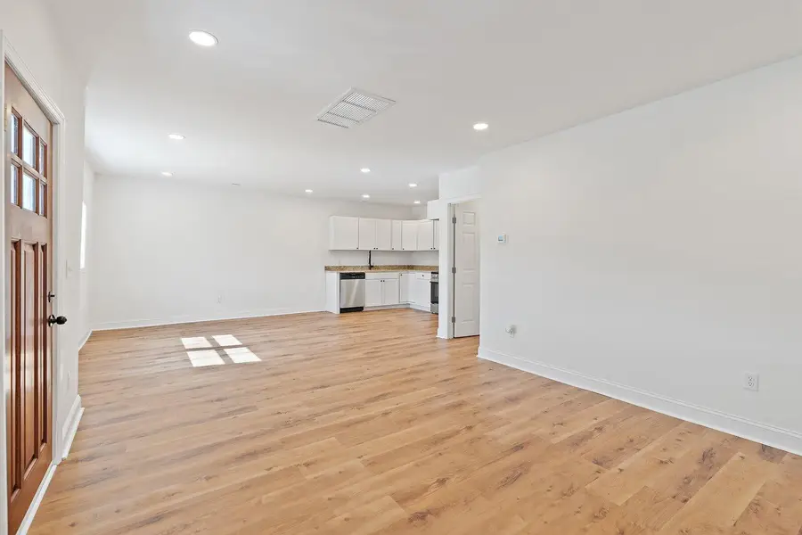 2607 Mccallie Avenue, Chattanooga, TN 37404 - #3