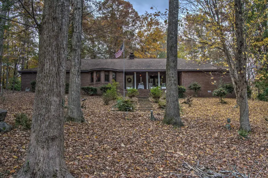 702 Lake Hills Drive, Trenton, GA 30752 - #2