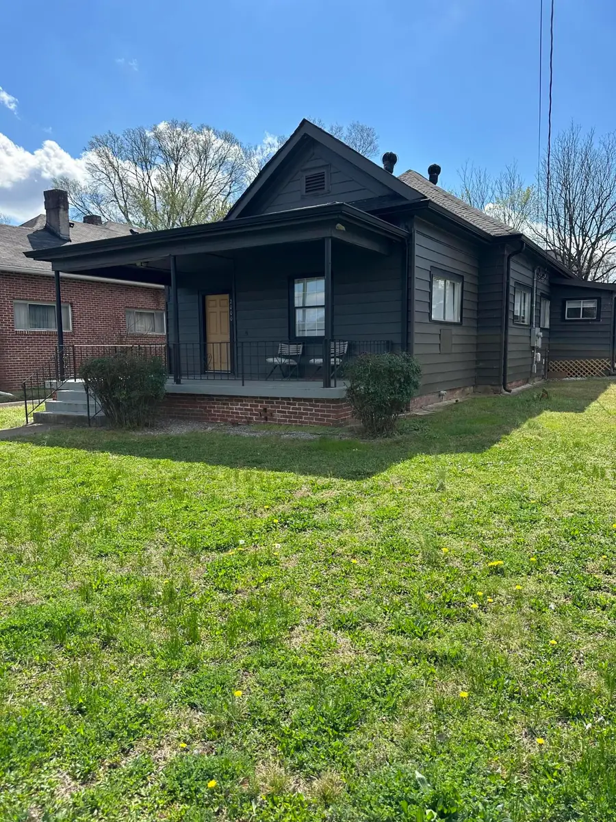 2000 E 5th Street, Chattanooga, TN 37404 - #2