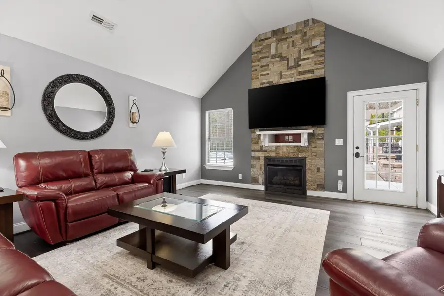 97 Valley Glen, Trenton, GA 30752 - #3