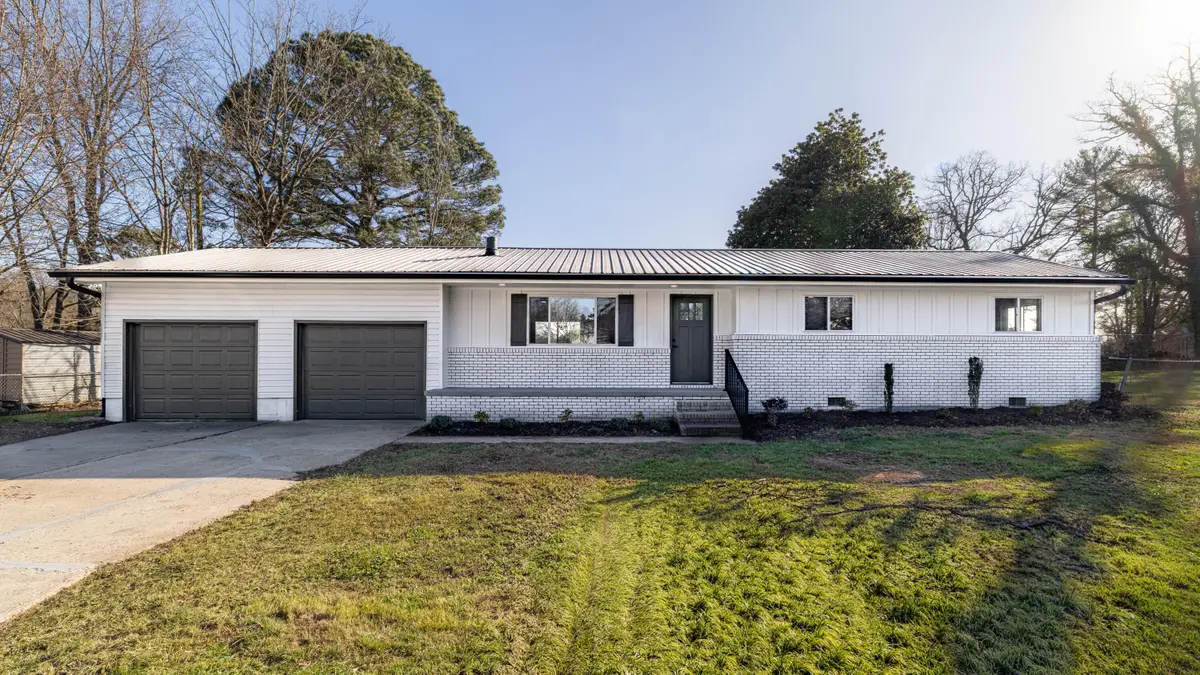 142 N Cherry Street, Tunnel Hill, GA 30755 - #1