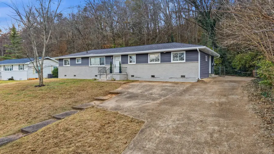 4305 Oakland Terrace, Chattanooga, TN 37415 - #3