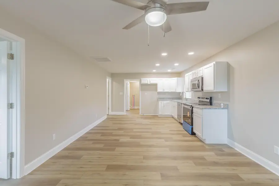 278 W Michigan Avenue, Whitwell, TN 37397 - #3